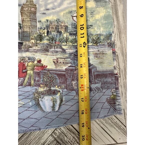 Vtg Y2K Take Two Size Small Retro London Cityscape AOP - Picture 6 of 7
